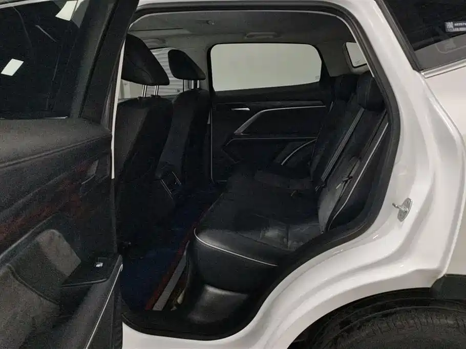 Haval H6 2023 — фото 11