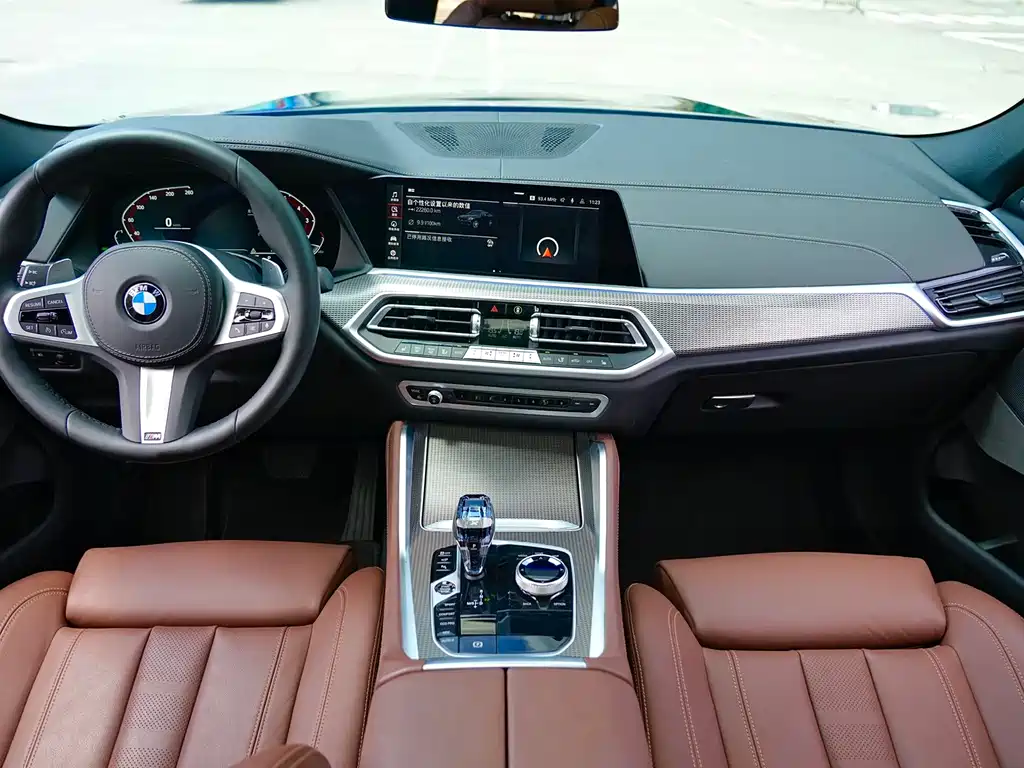 BMW X6 2022 — фото 11