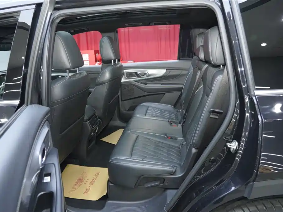 GAC Motor Trumpchi GS8 2023 — фото 17