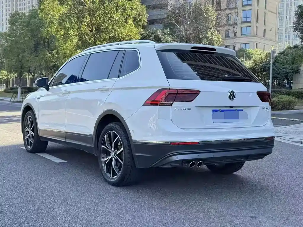 Volkswagen Tiguan L 2017