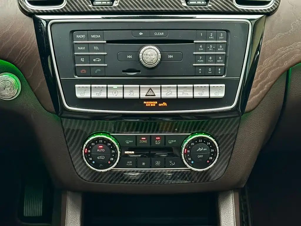Mercedes-Benz GLS 2016 — фото 14