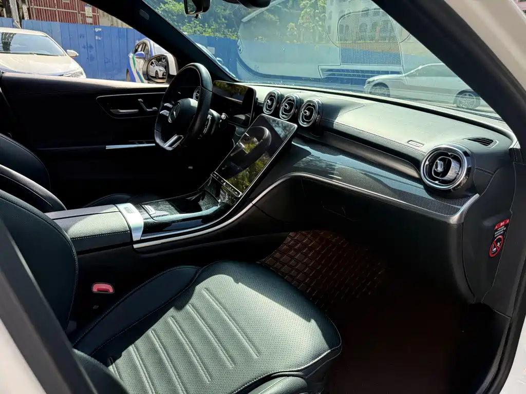 Mercedes-Benz C-Class 2022 — фото 16