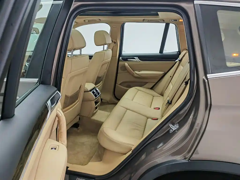 BMW X3 2014 — фото 15