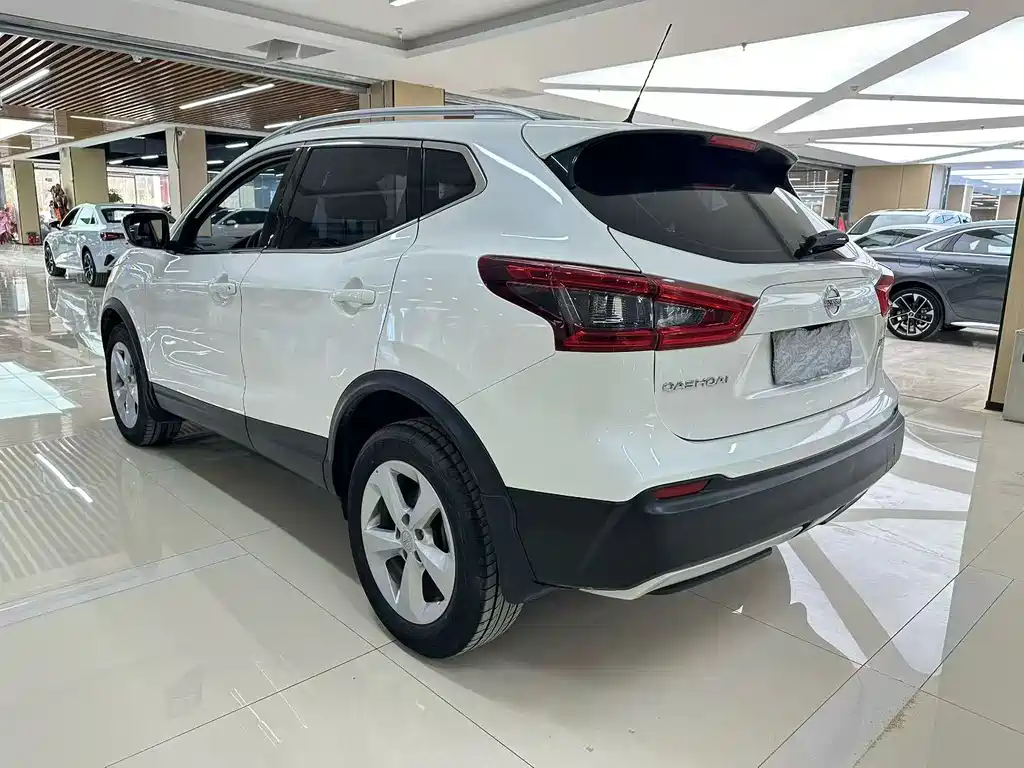 Nissan Qashqai 2022 — фото 7