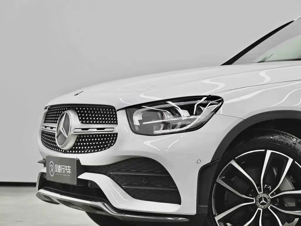 Mercedes-Benz GLC 2020 — фото 26