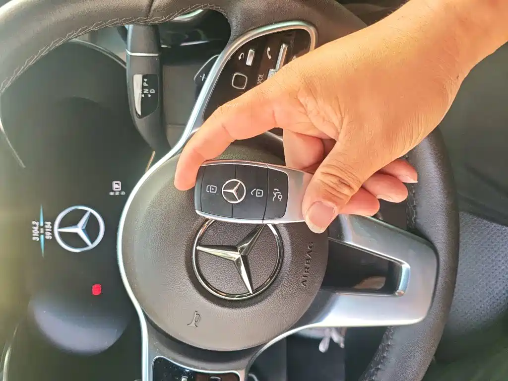 Mercedes-Benz GLC 2020 — фото 17