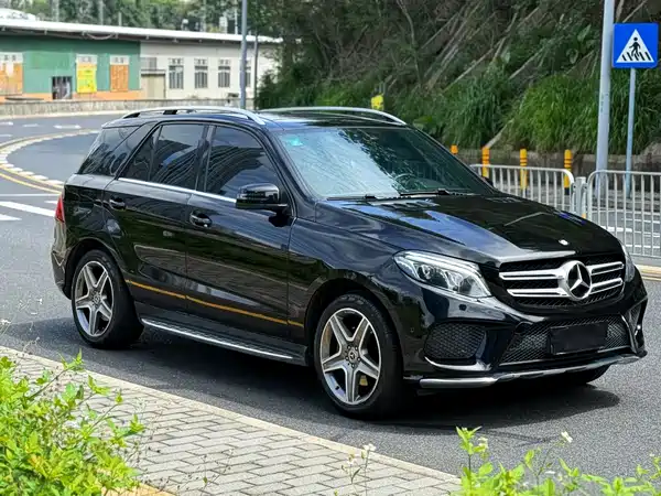 Mercedes-Benz GLE 2017