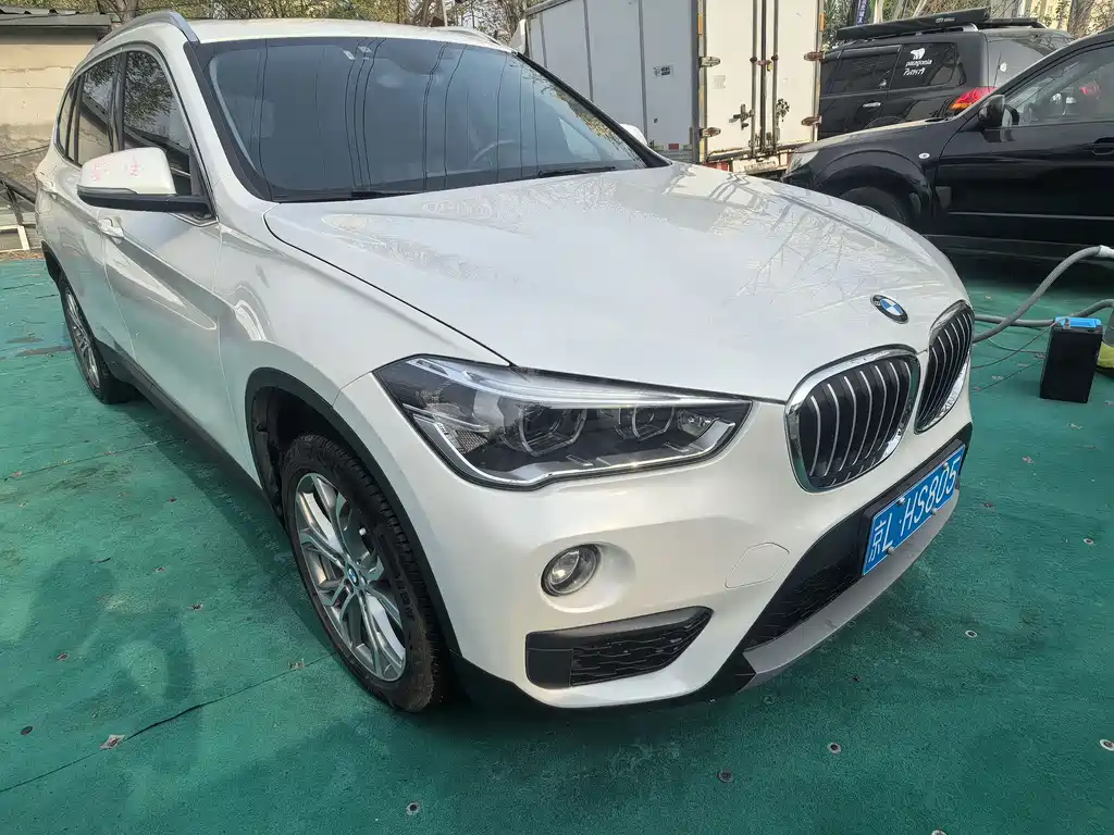 BMW X1 2018 — фото 3