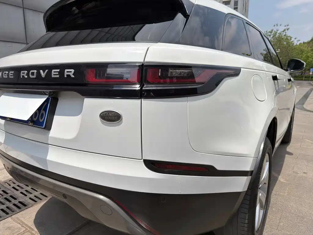 Land Rover Velar 2018 — фото 32