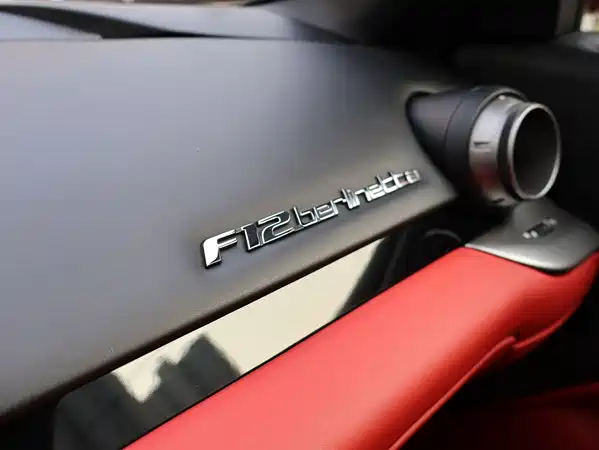 Ferrari F12berlinetta 2015