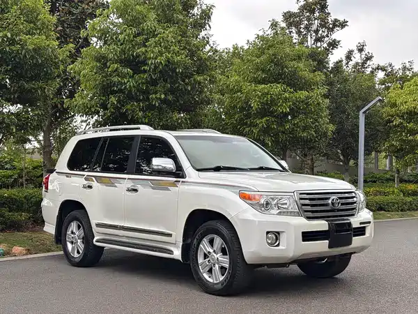 Toyota Land Cruiser 2015