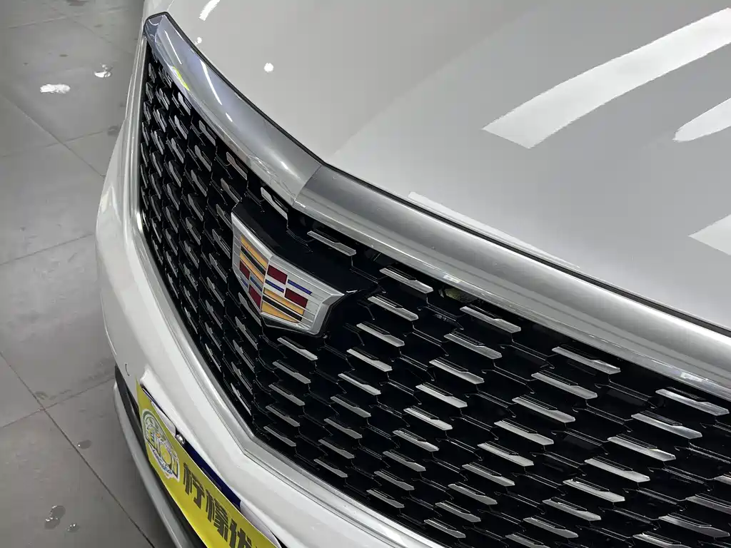 Cadillac XT5 2022 — фото 9