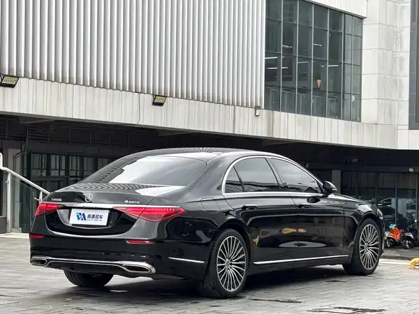 Mercedes-Benz S-Class 2024
