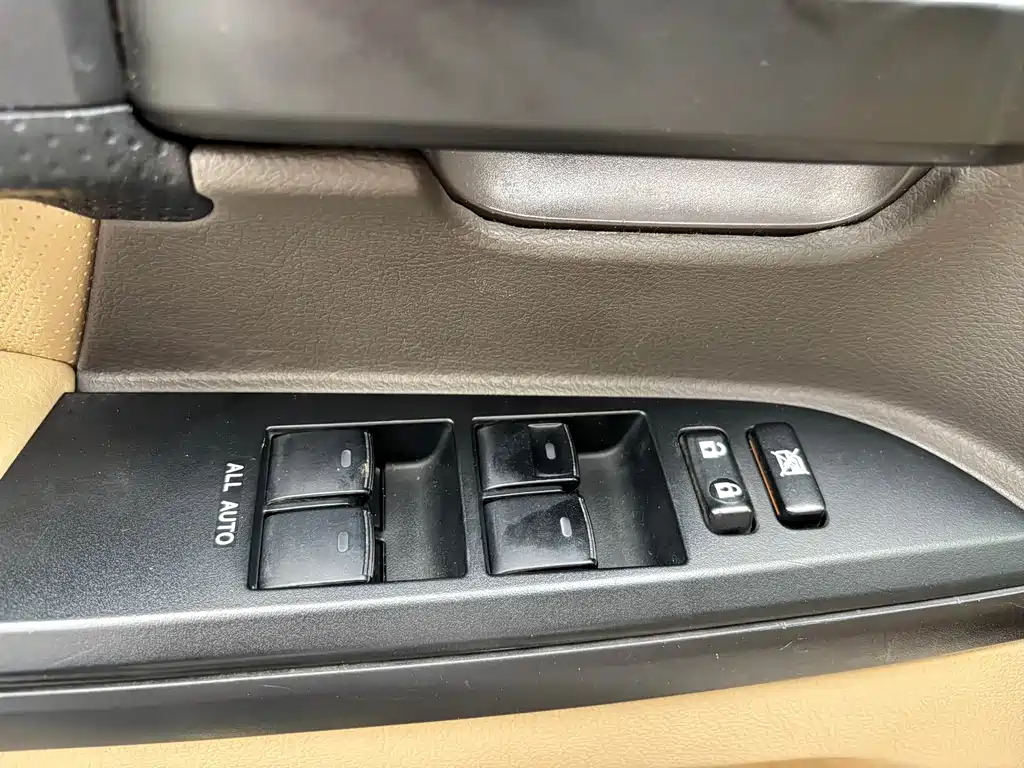 Toyota Land Cruiser 2015 — фото 20