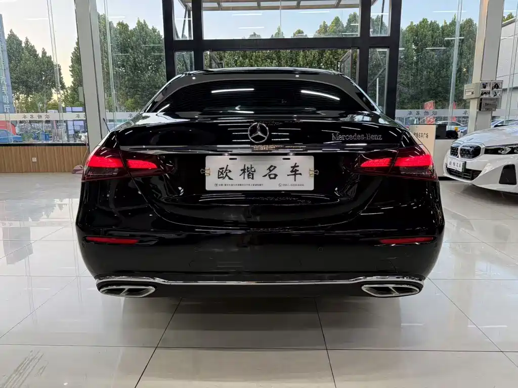 Mercedes-Benz E-Class 2023