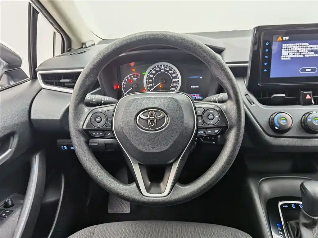 Toyota Corolla 2020 — фото 11