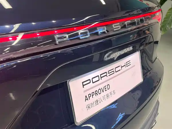 Porsche Cayenne 2022