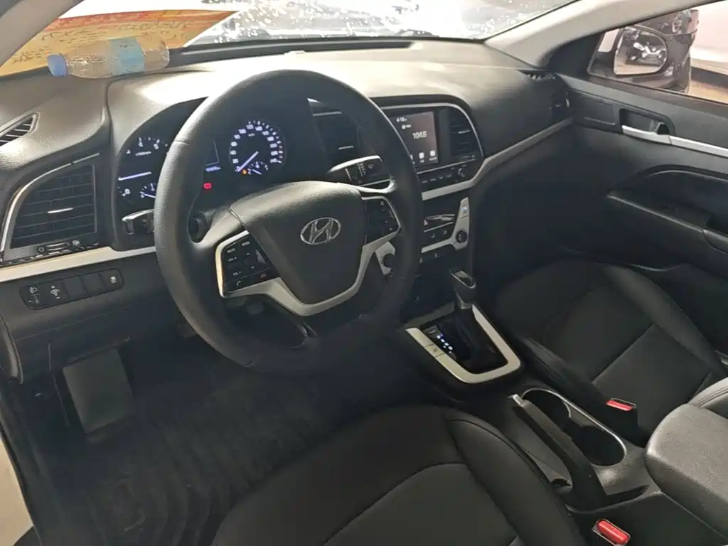 Hyundai Celesta 2017 — фото 10