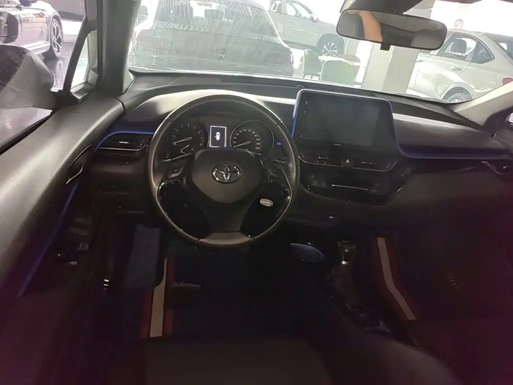 Toyota IZOA 2019 — фото 11