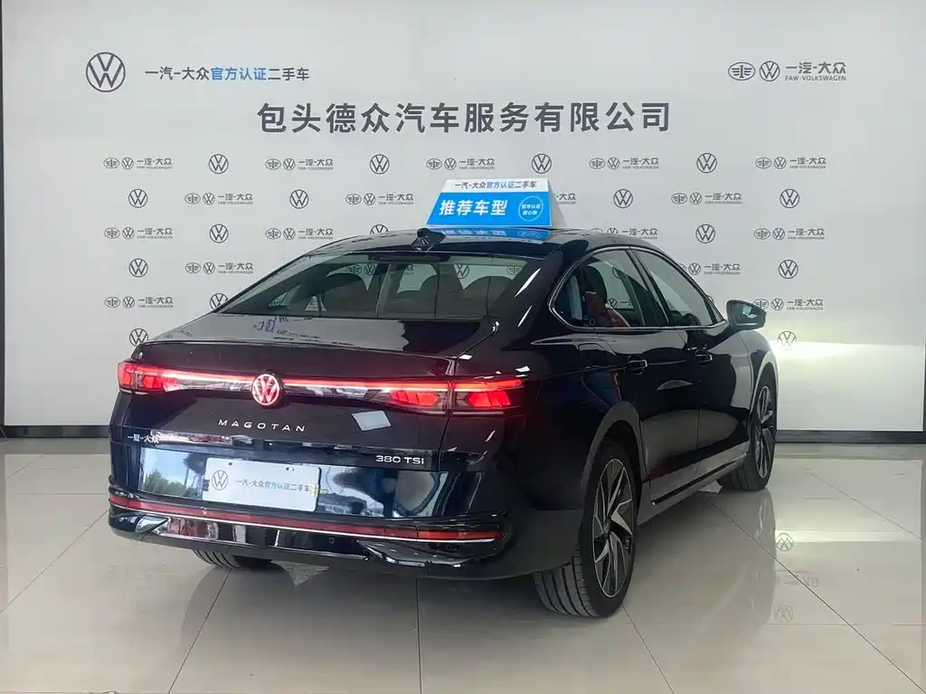 Volkswagen Magotan 2024