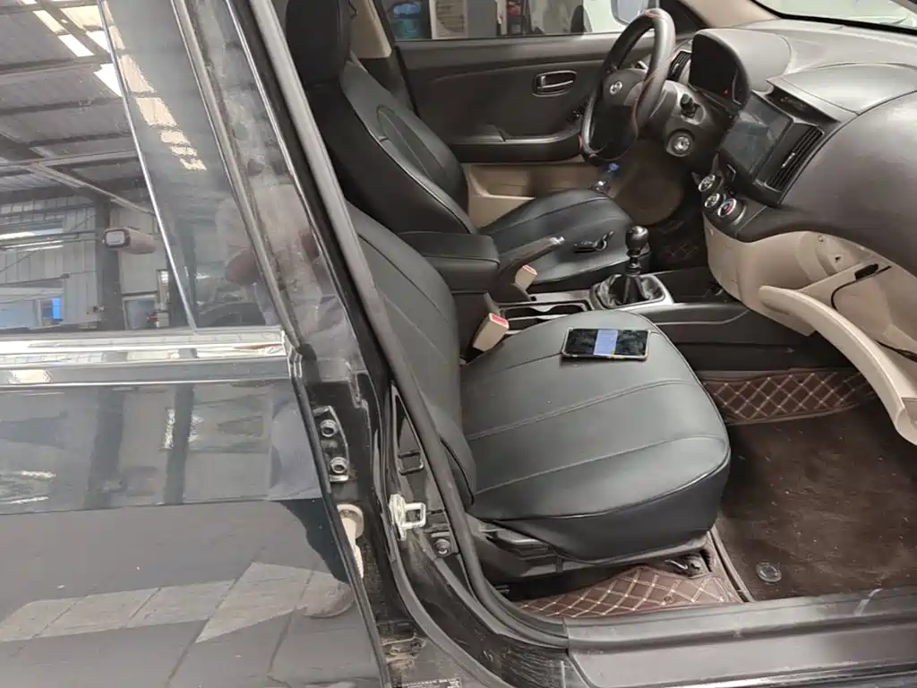 Hyundai Yuedong 2015 — фото 25