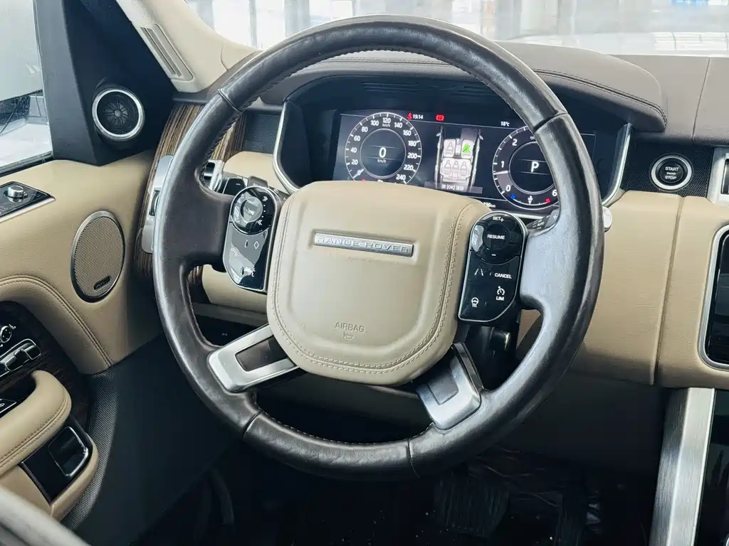 Land Rover Range Rover 2018 — фото 20