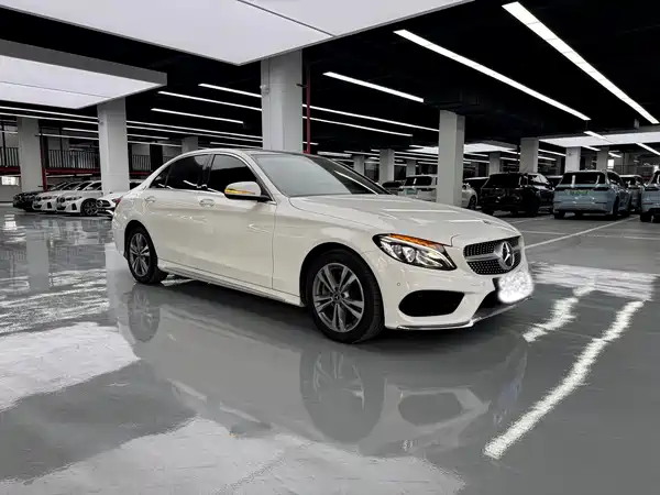 Mercedes-Benz C-Class 2018