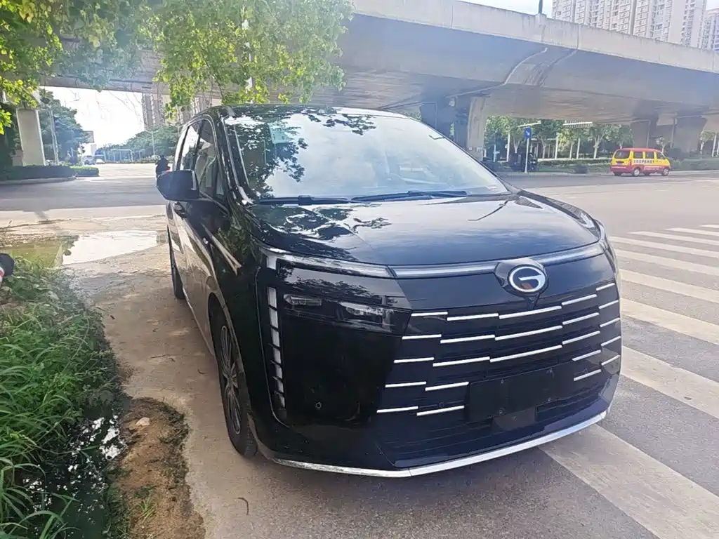 GAC Motor E8 PHEV 2024