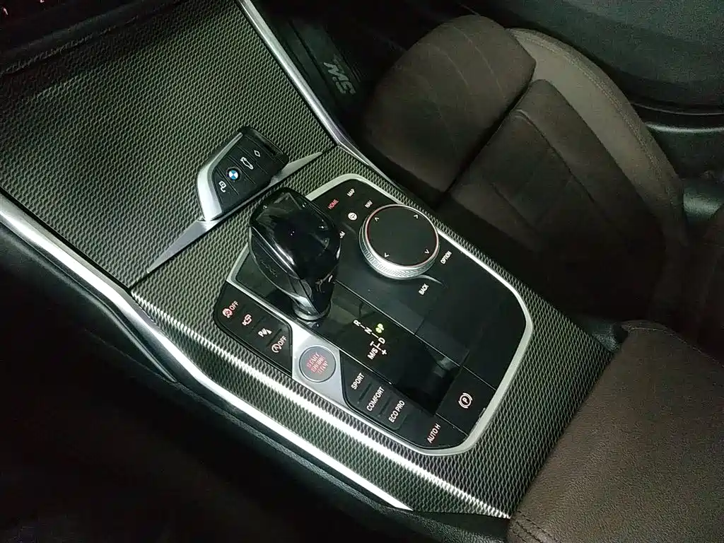 BMW 3 Series 2021 — фото 10