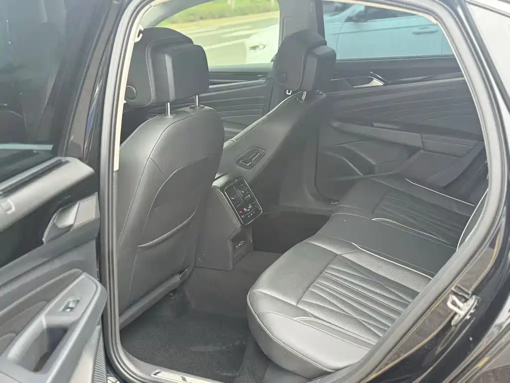 Volkswagen Passat 2021
