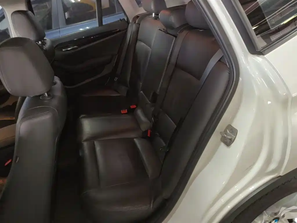 BMW X1 2015 — фото 17