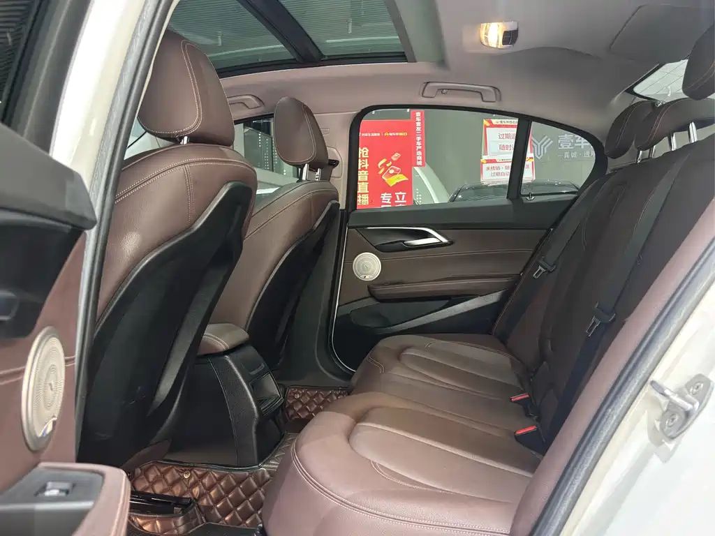 BMW 1 Series 2019