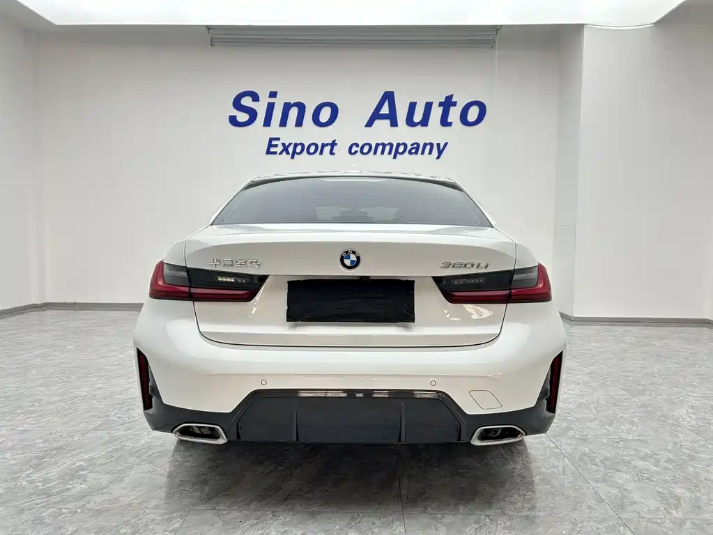 BMW 3 Series 2023