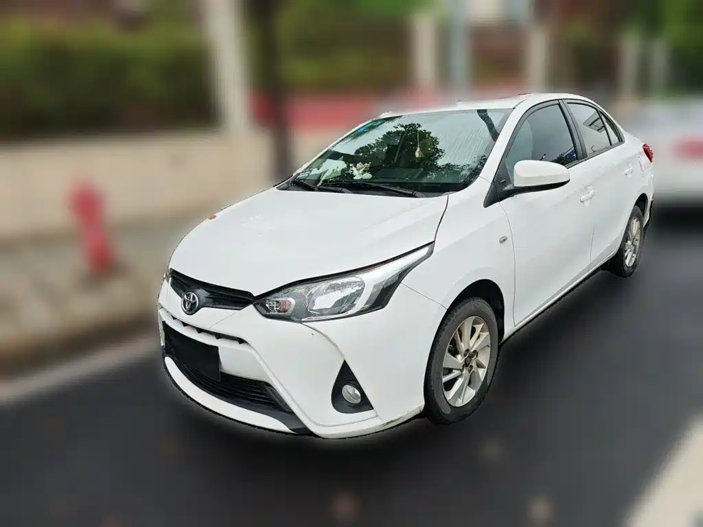 Toyota Yaris L 2017