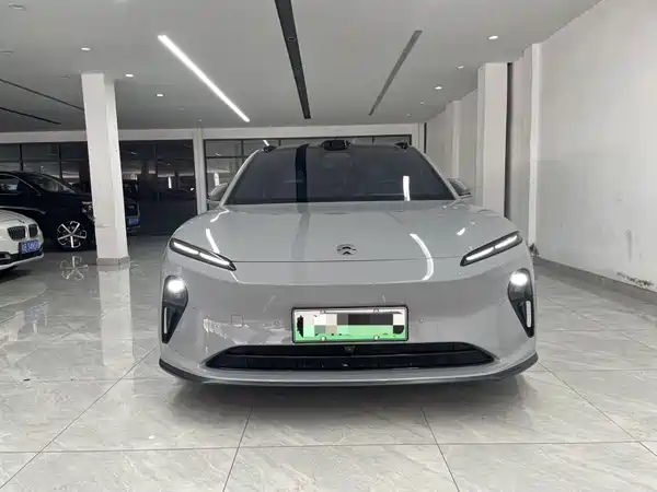 NIO ET5T 2025