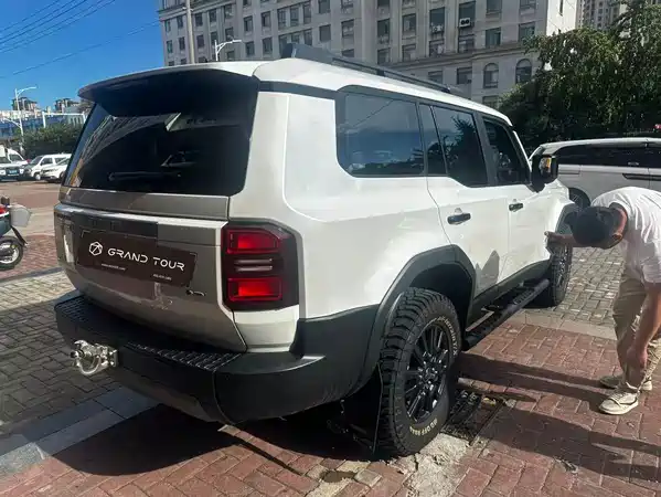 Toyota Prado 2025
