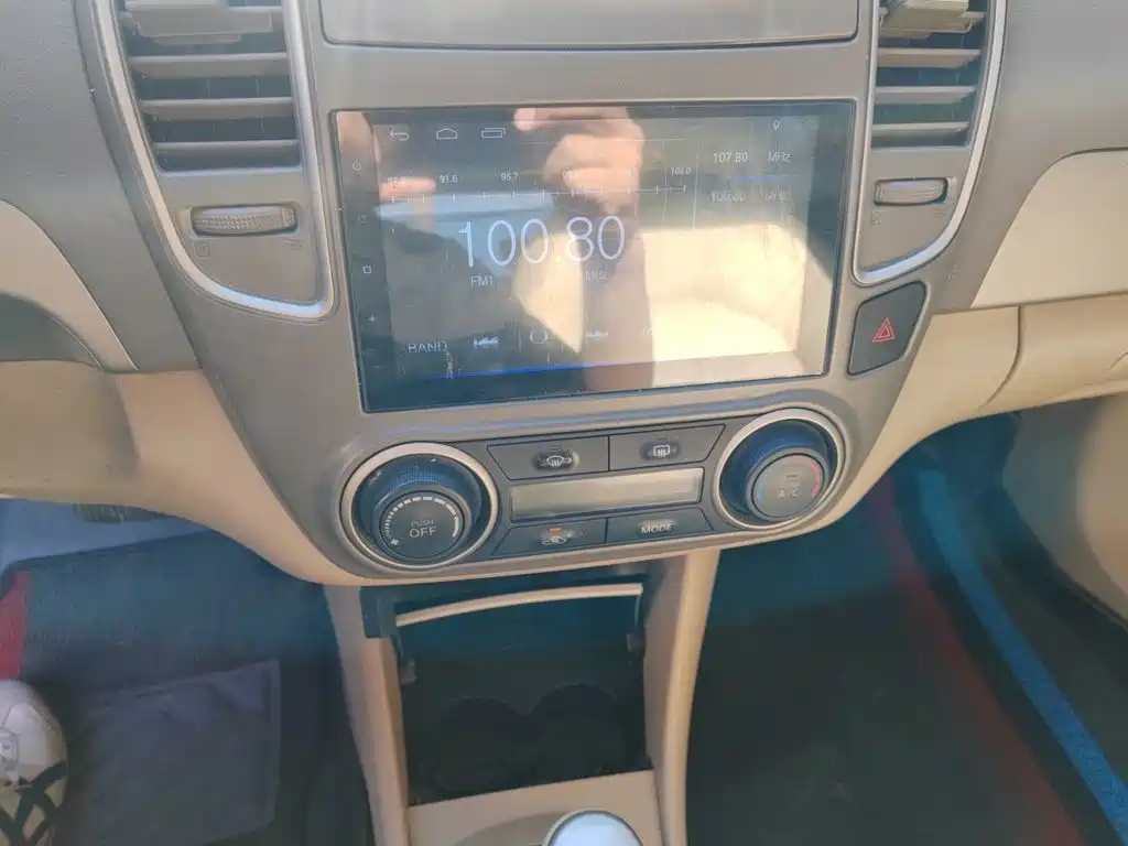 Nissan Sylphy 2016 — фото 10