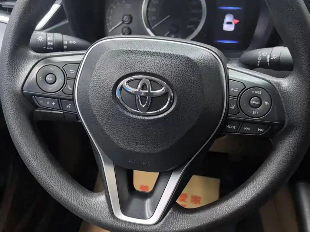 Toyota Corolla 2022 — фото 12