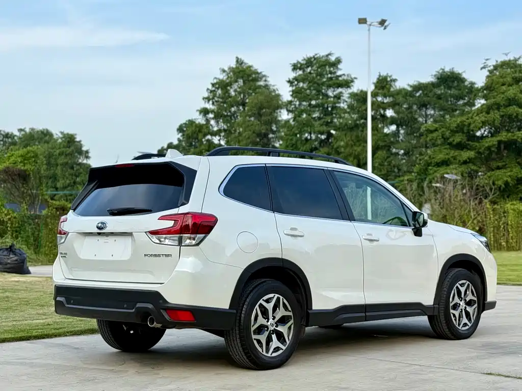 Subaru Forester 2020 — фото 6