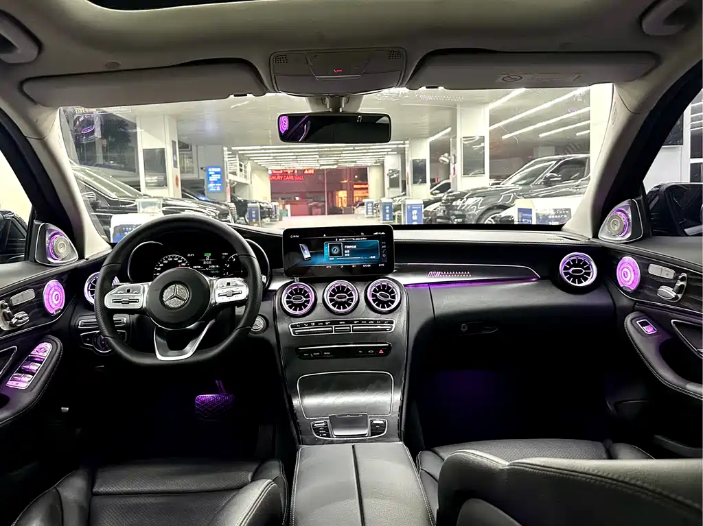 Mercedes-Benz C-Class 2020 — фото 10