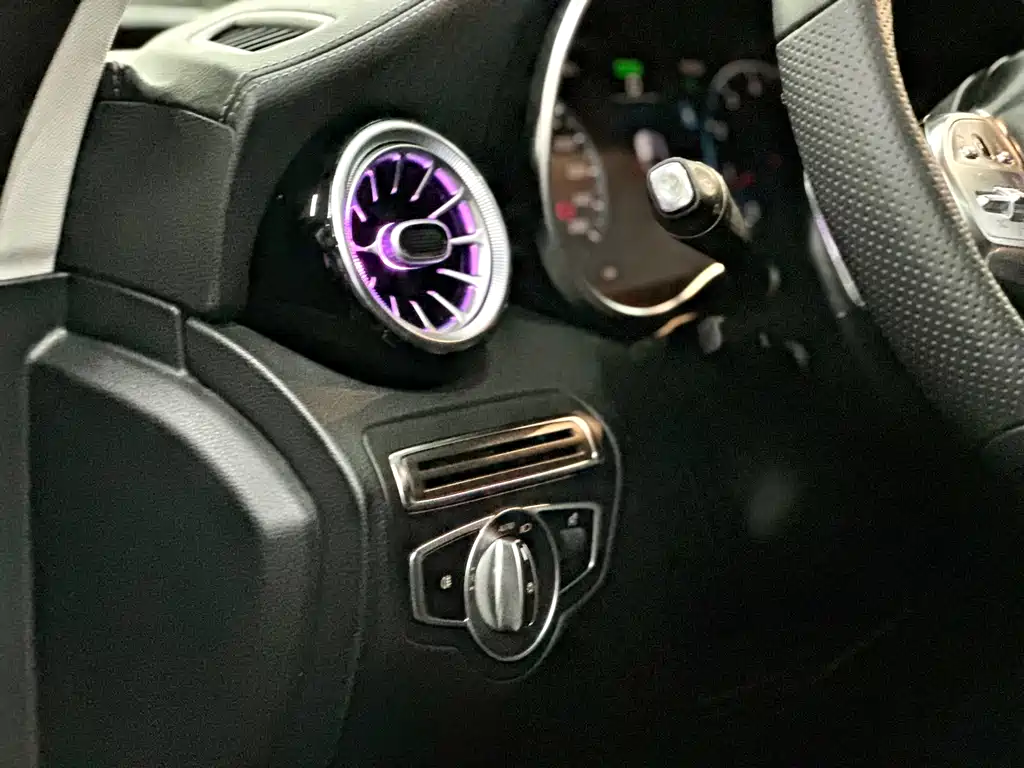 Mercedes-Benz C-Class 2020 — фото 12