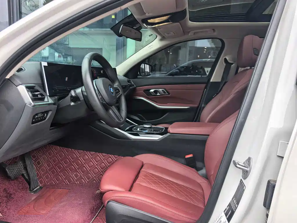 BMW i3 2023