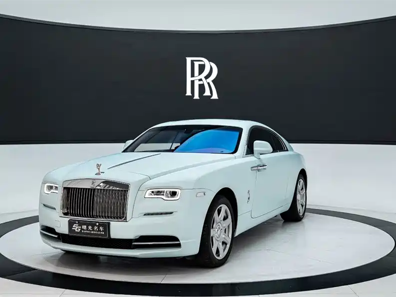 Rolls-Royce Phantom 2017 — фото 1
