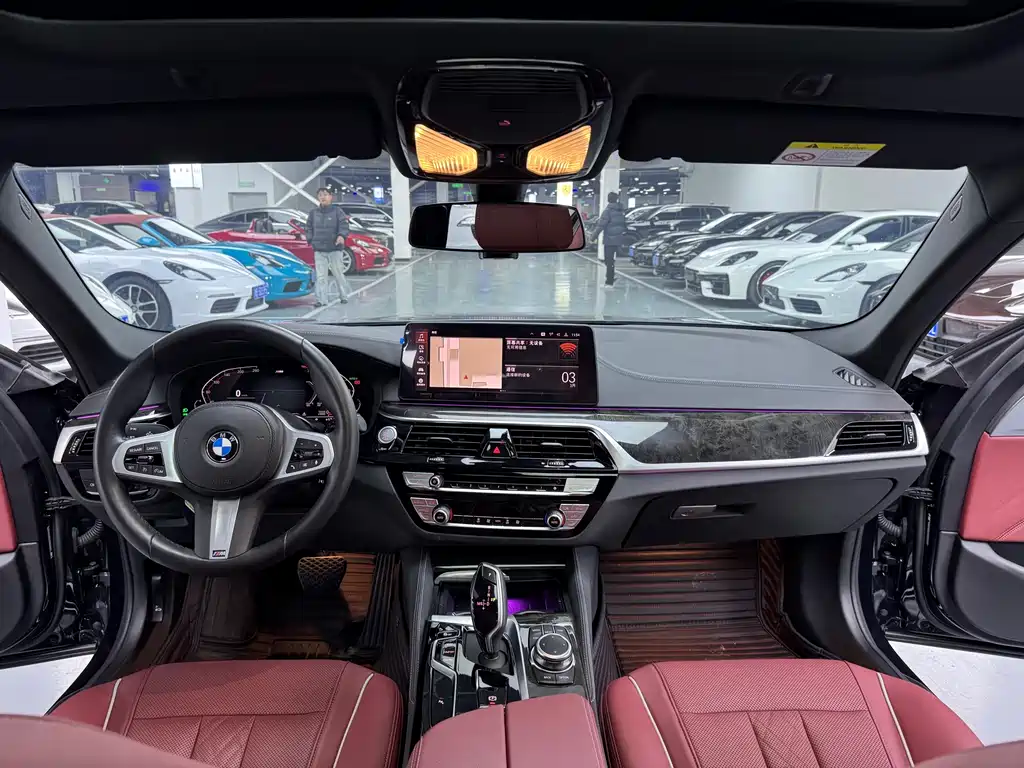 BMW 5 Series 2023 — фото 12