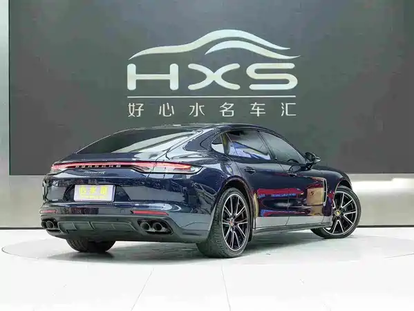 Porsche Panamera 2023