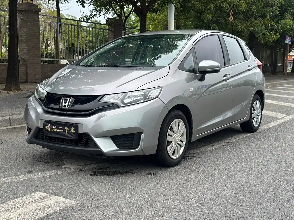 Honda Fit 2017 — фото 1