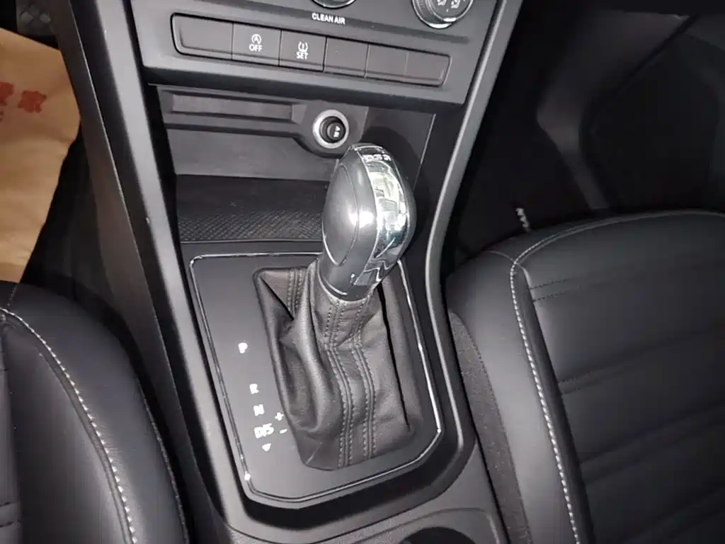 Volkswagen Touran 2019 — фото 14