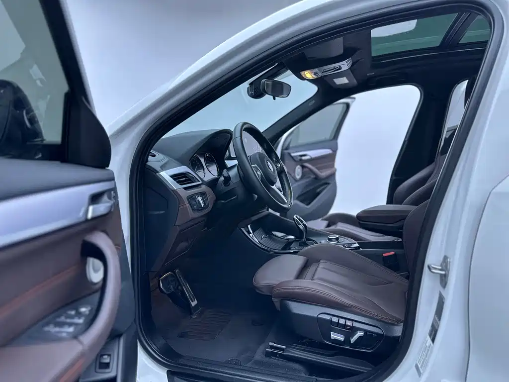 BMW X2 2021 — фото 13