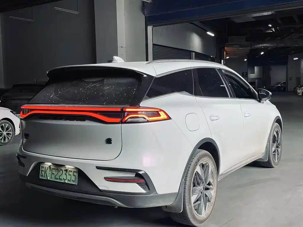 BYD Tang New Energy 2023 — фото 10