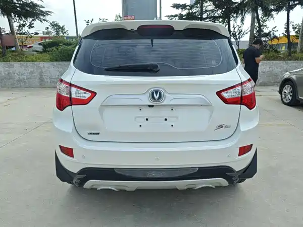 Changan CS35 2015